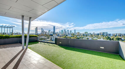 38/55 Princess St Kangaroo Point , QLD 4169 Australia