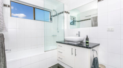 9/37 Cadell St Toowong , QLD 4066 Australia