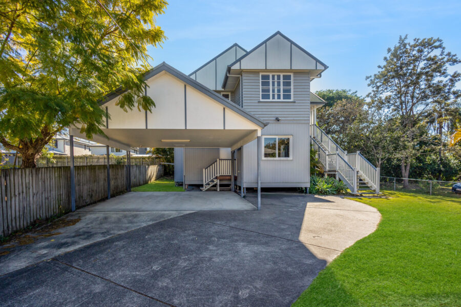 47 Cook Street Oxley , QLD 4075 Australia
