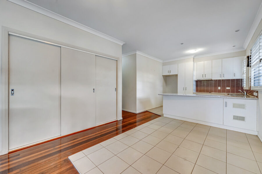 47 Cook Street Oxley , QLD 4075 Australia
