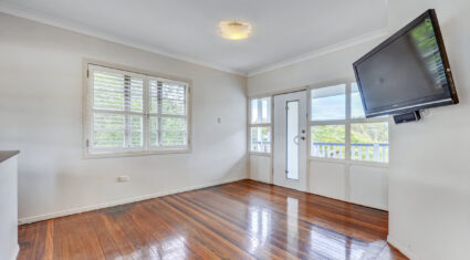 47 Cook Street Oxley , QLD 4075 Australia