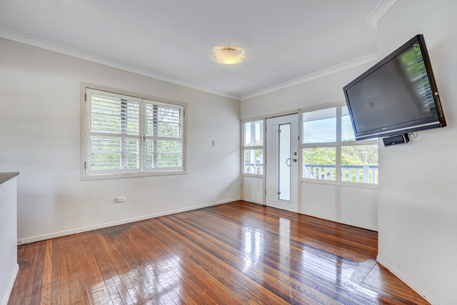 47 Cook Street Oxley , QLD 4075 Australia