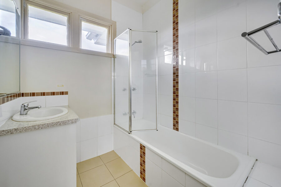 47 Cook Street Oxley , QLD 4075 Australia