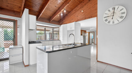 3 Beldale St Sunnybank Hills , QLD 4109 Australia