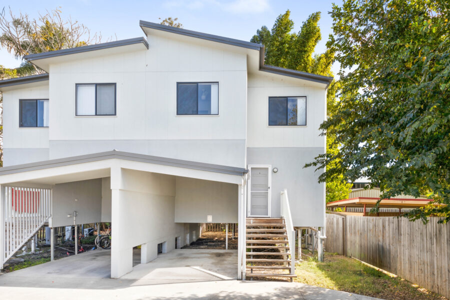 4/11 Green Street Booval , QLD 4304 