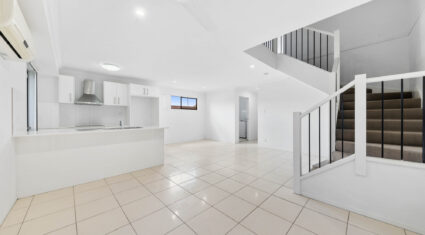 4/11 Green Street Booval , QLD 4304 