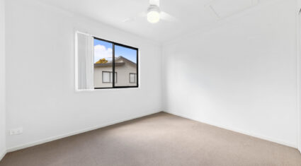 4/11 Green Street Booval , QLD 4304 