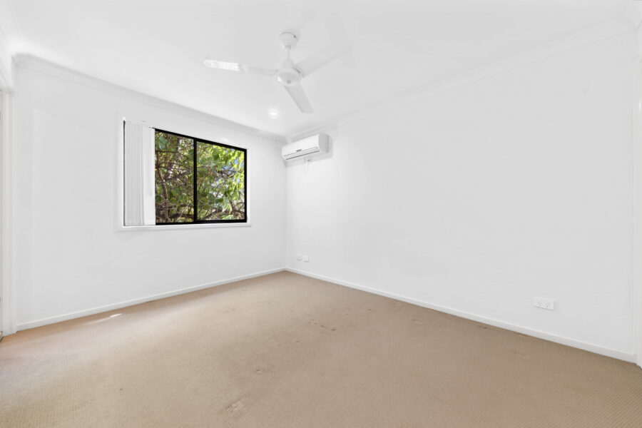 4/11 Green Street Booval , QLD 4304 