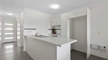 6/106 Ann St Kallangur , QLD 4503 