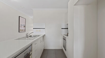 6/106 Ann St Kallangur , QLD 4503 