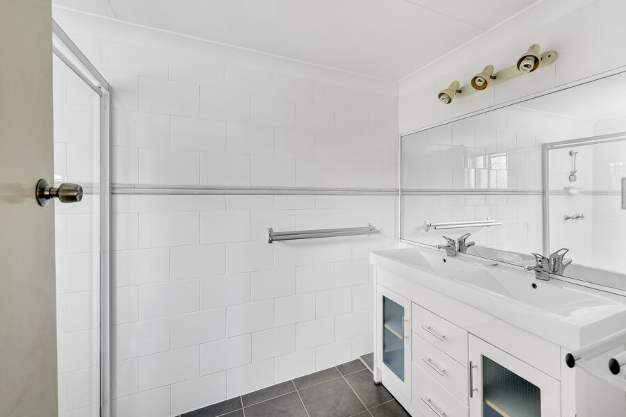 17A Brisbane Road Redbank , QLD 4301 Australia