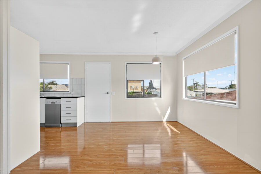 33 Oomoo St Buddina , QLD 4575 Australia