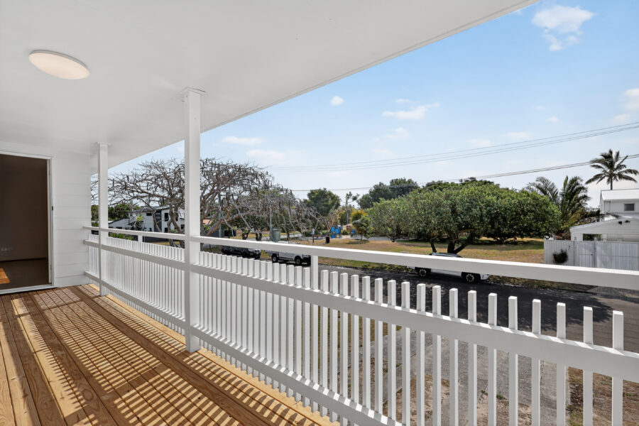 33 Oomoo St Buddina , QLD 4575 Australia