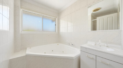 54-58 Granger Rd Park Ridge South , QLD 4125 Australia
