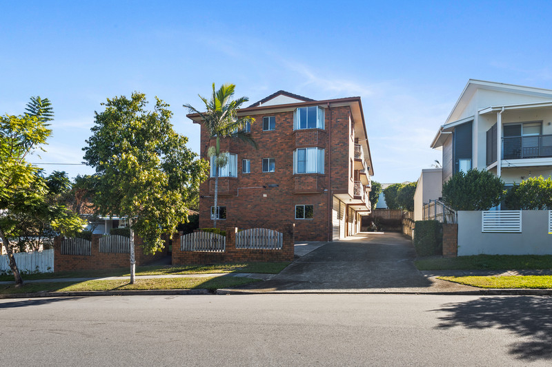 1/27 Trackson St Alderley , QLD 4051 Australia
