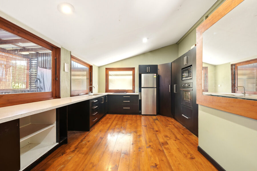 Room 5 - 87 Venner Rd Annerley , QLD 4103 Australia