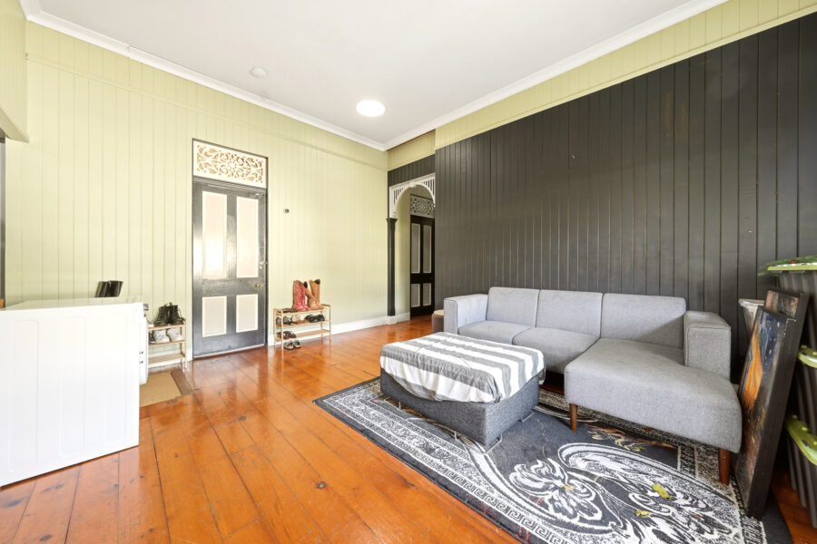 Room 5 - 87 Venner Rd Annerley , QLD 4103 Australia