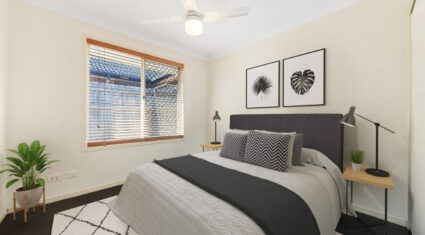 4 Hermitage Pl Forest Lake , QLD 4078 Australia