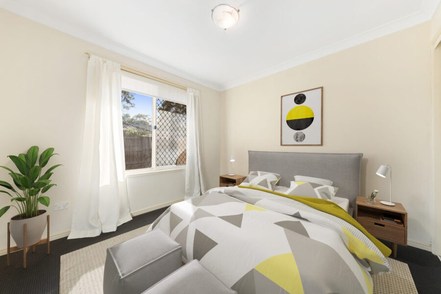4 Hermitage Pl Forest Lake , QLD 4078 Australia