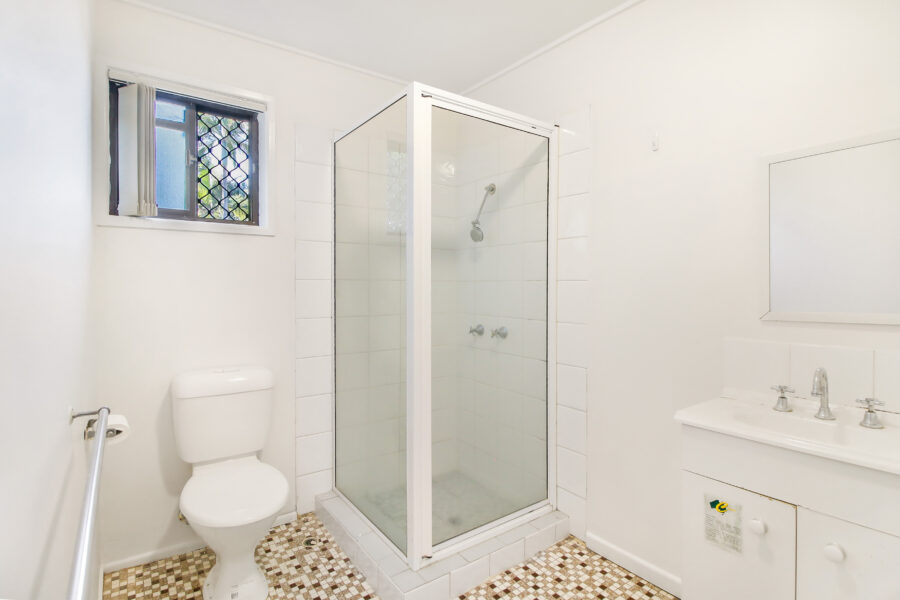 5/4 Conoble Court Eagleby , QLD 4207 Australia