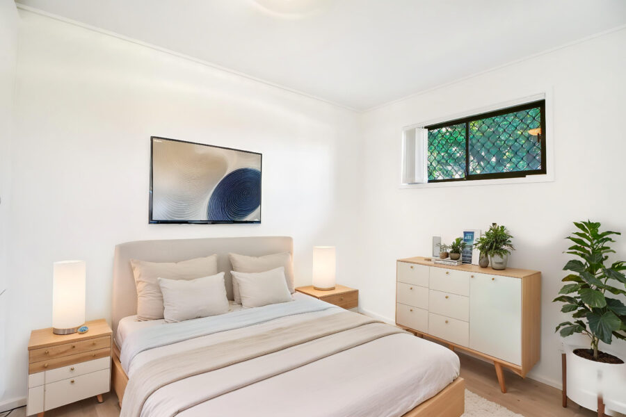 5/4 Conoble Court Eagleby , QLD 4207 Australia
