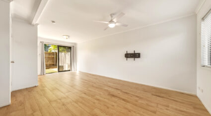 7/32 Tomkins Rd Riverhills , QLD 4074 Australia