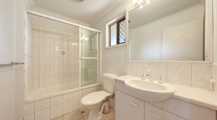 7/32 Tomkins Rd Riverhills , QLD 4074 Australia