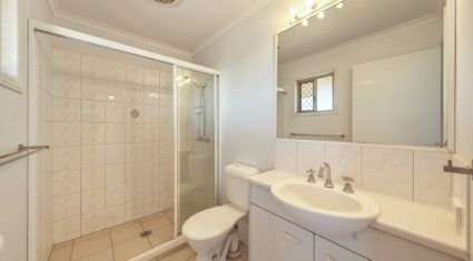 7/32 Tomkins Rd Riverhills , QLD 4074 Australia