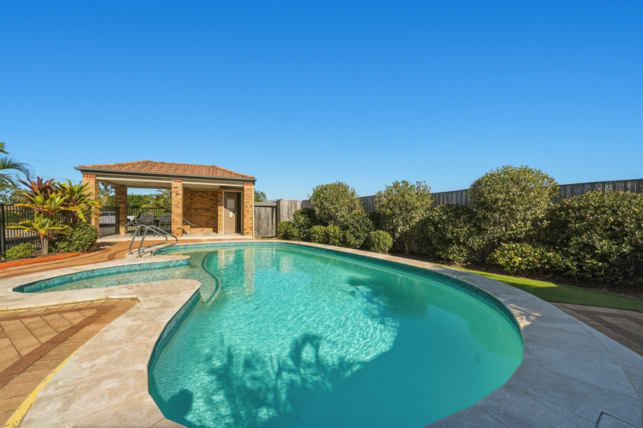 7/32 Tomkins Rd Riverhills , QLD 4074 Australia
