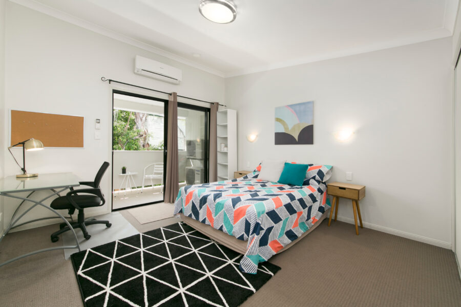 4/18 Highview Terrace St Lucia , QLD 4067 Australia