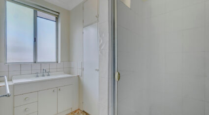 4/28 Birdwood Street COORPAROO , QLD 4151
