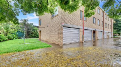 4/28 Birdwood Street COORPAROO , QLD 4151