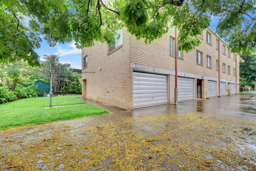 4/28 Birdwood Street COORPAROO , QLD 4151