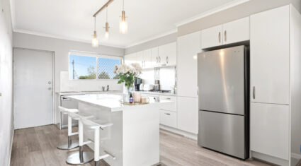 6/94 Boyd Rd Nundah , QLD 4012 Australia