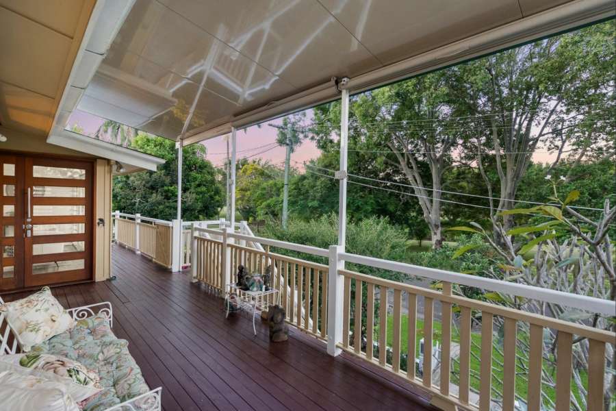 14 Hope St Norman Park , QLD 4170 Australia