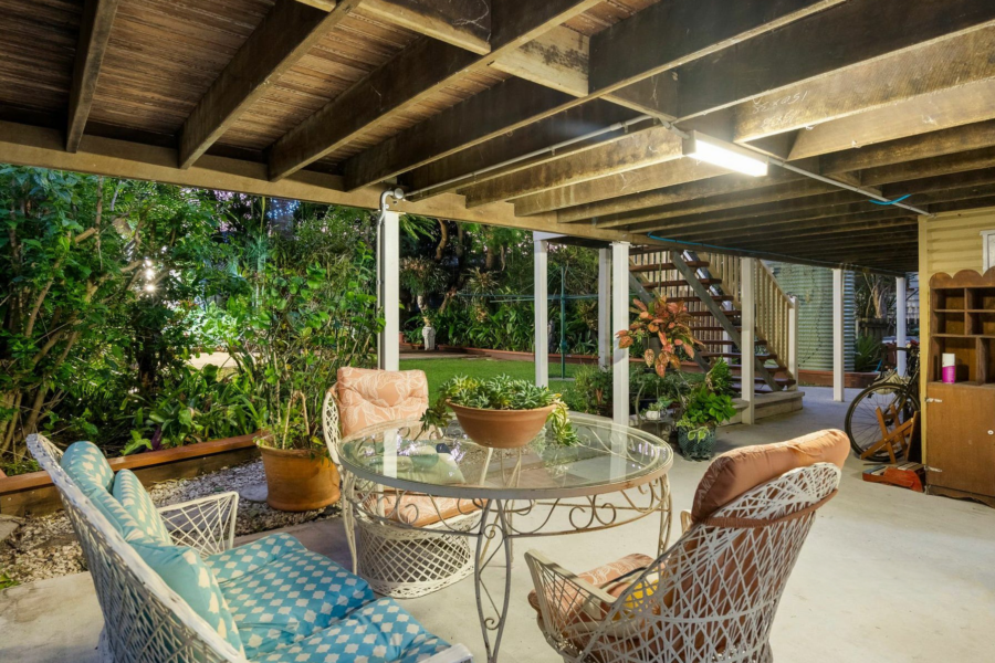 14 Hope St Norman Park , QLD 4170 Australia