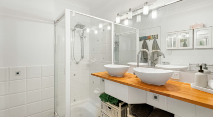 14 Hope St Norman Park , QLD 4170 Australia
