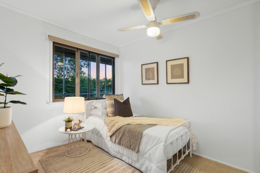 14 Hope St Norman Park , QLD 4170 Australia
