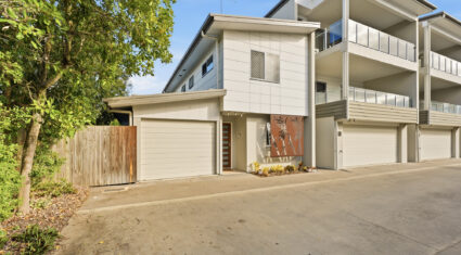 7/118 Jones Rd Carina Heights , QLD 4152 Australia