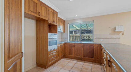 37 Centennial Way Forest Lake , QLD 4078