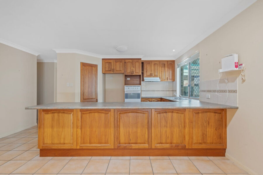 37 Centennial Way Forest Lake , QLD 4078