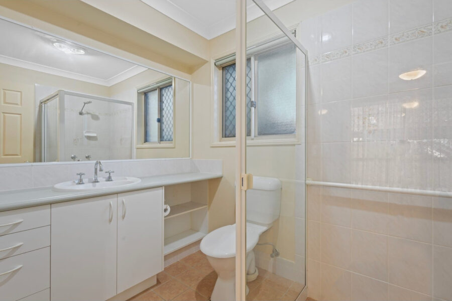 37 Centennial Way Forest Lake , QLD 4078