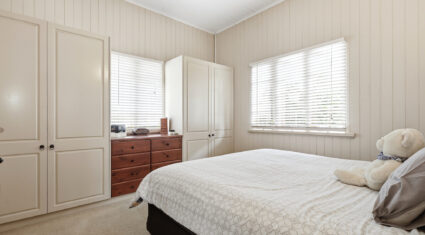 39 Lilley Rd Bardon , QLD 4065