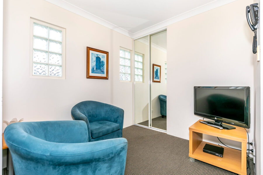 108/19 Sheehan St Milton , QLD 4064 Australia