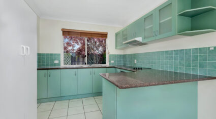 12 Phoenix Court Churchill , QLD 4305 