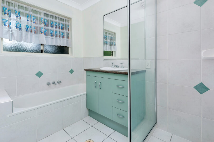 12 Phoenix Court Churchill , QLD 4305 