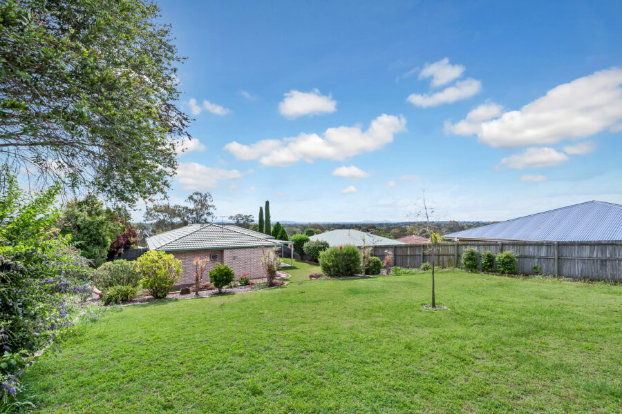12 Phoenix Court Churchill , QLD 4305 