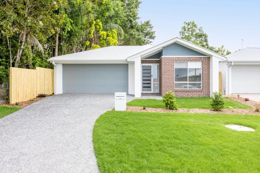 66 Napier Circuit Silkstone , QLD 4304 