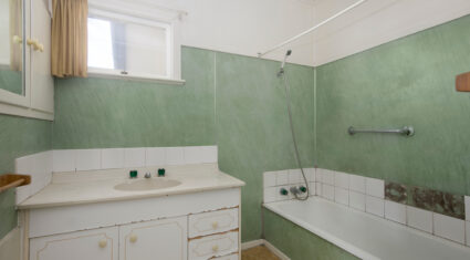 6 Playfield St Chermside , QLD 4032 Australia
