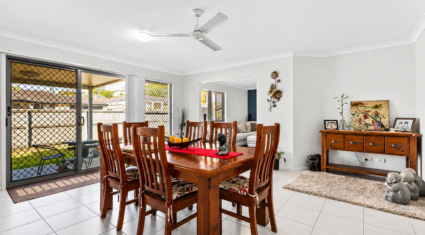 17 Valleyview St Narangba , QLD 4504 Australia